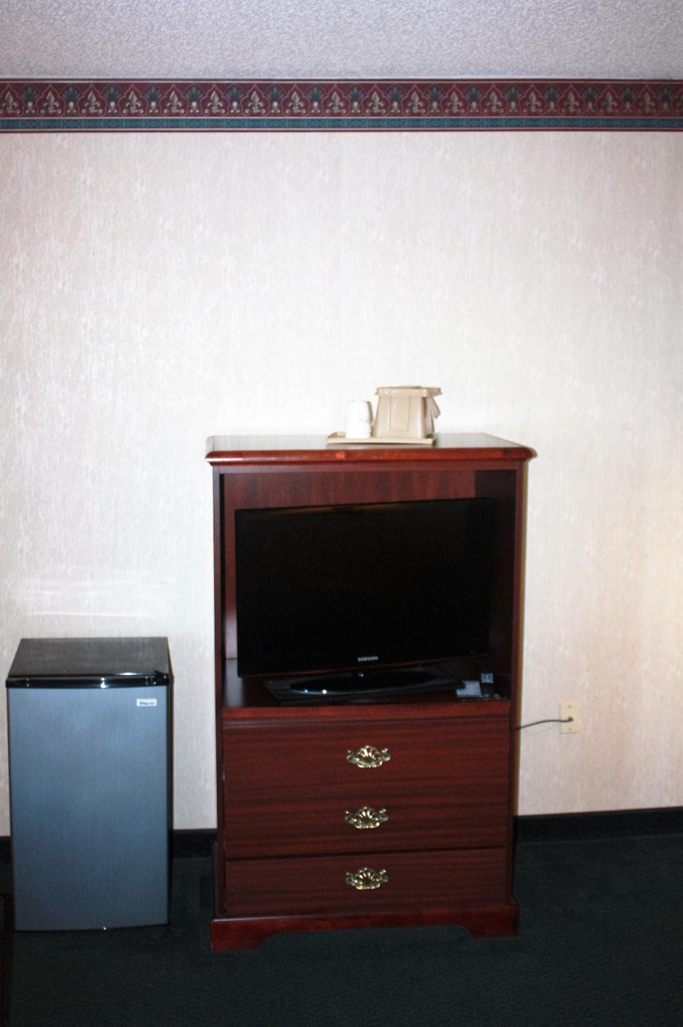 Baymont By Wyndham Jonesboro Hotell Rum bild